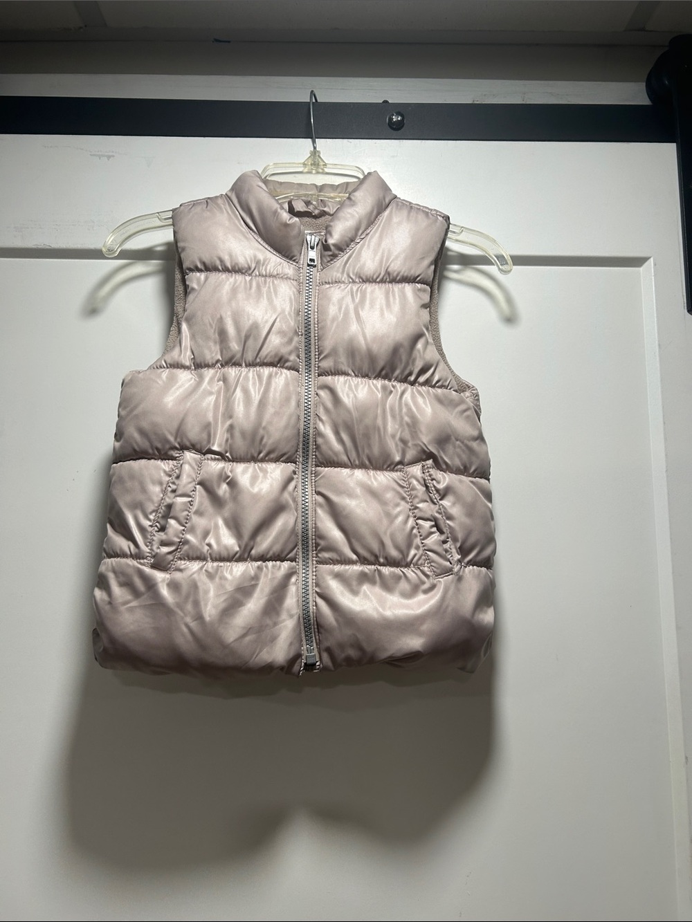 Old Navy Girls Light Blush Quilted Puffer Vest